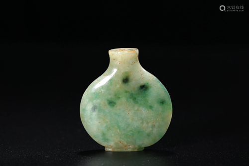 A Chinese Carved Jadeite Snuff Bottle