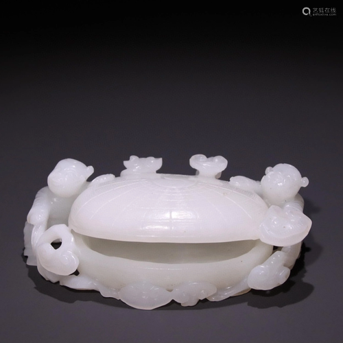 A Chinese Carved Jade Decoration