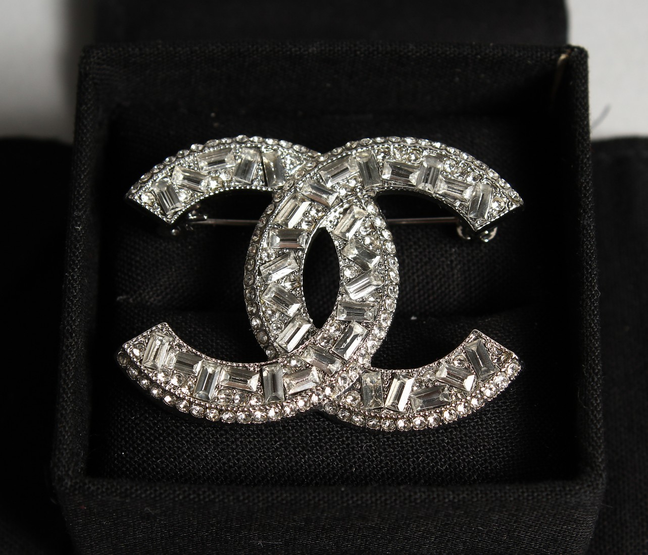 CHANEL 22A CC Strass Crystal Brooch New  Timeless Luxuries