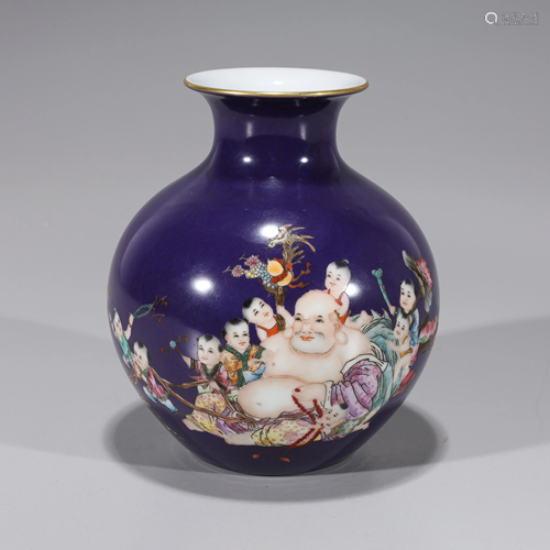 Chinese Qianlong-Style Porcelain Vase