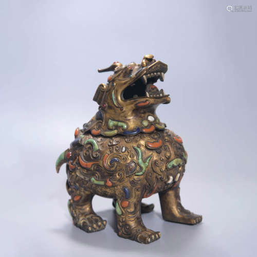  HARDSTONE INLAID GILT BRONZE BEAST INCENSE BURNER