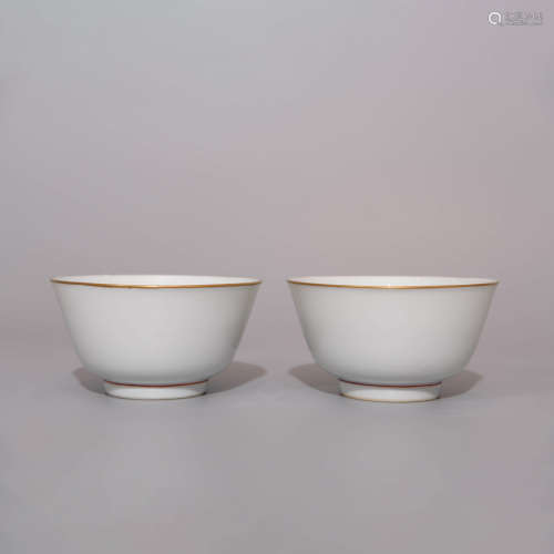  WHITE GLAZE BOWLS