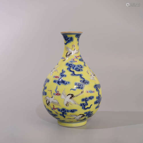 YELLOW GROUND FAMILLE ROSE CRANE AND CLOUD PEAR-SHAPED VASE