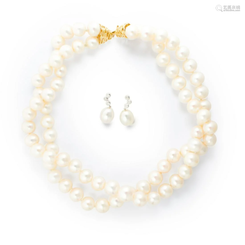 A pearl necklace and pair of earrings