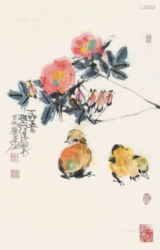 程十发（1921～2007） 山茶小鸡 镜片 纸本