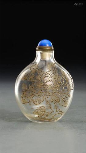 A CRYSTAL INCISED FLORAL SNUFF BOTTLE