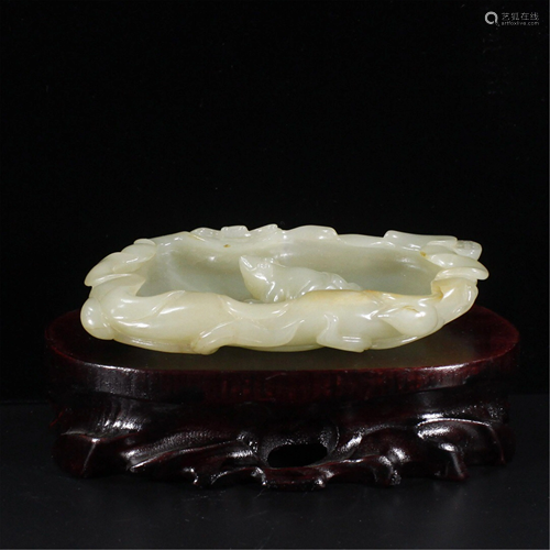 A JADE CARVED 'LOTUS POND SCENE' WATER POT