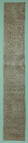 A CHINESE GOLD BROCADED SILK PANEL, CIRCA 16TH CENTURY