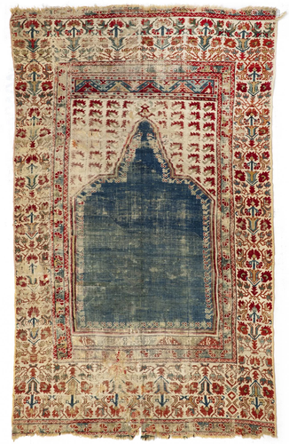 A GORDES RUG, 19TH CENTURY