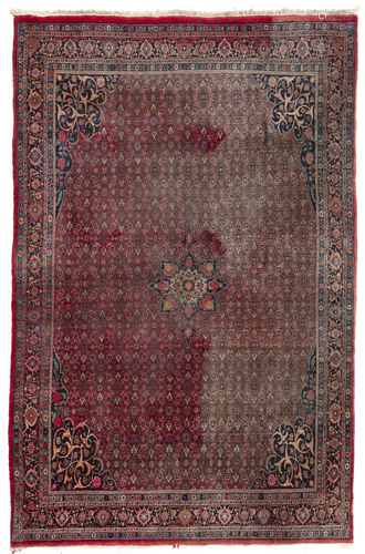 A BIJAR CARPET, 20TH CENTURY