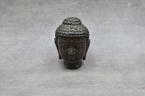 ASIE. Tête de Bouddha en bronze