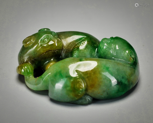 A Carved Jadeite Beast Qing Dynasty