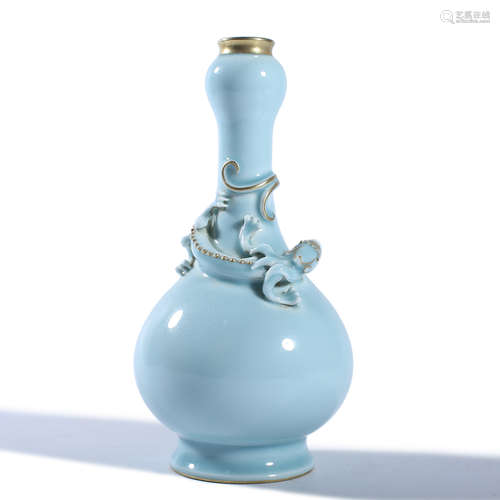 A Celadon Glaze Dragon Vase