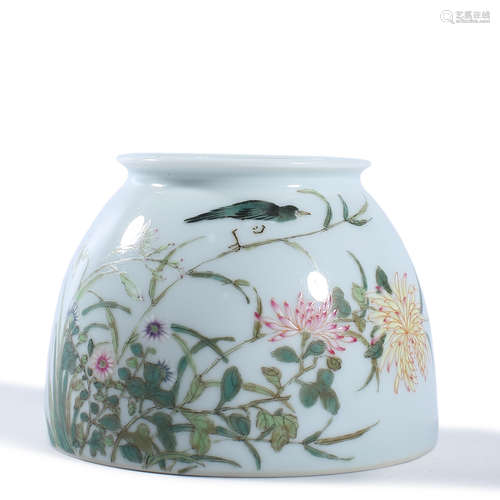 A Famille Rose Flower&Bird Water Pot