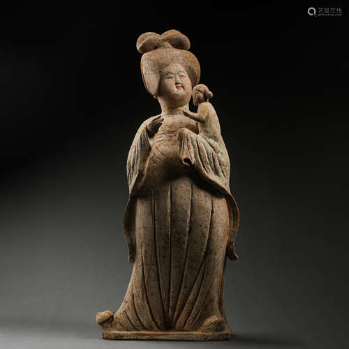 THE LADY POTTERY FIGURINES, TANG DYNASTY, CHINA