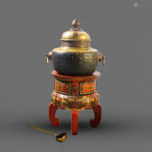 A GILT BRONZE DOUBLE-EAR STOVE, QING DYNASTY, CHINA