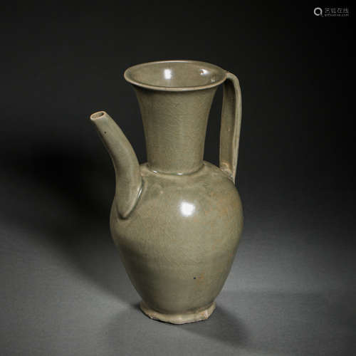 TANG DYNASTY, CHINESE YUE WARE CELADON HANDLE EWER