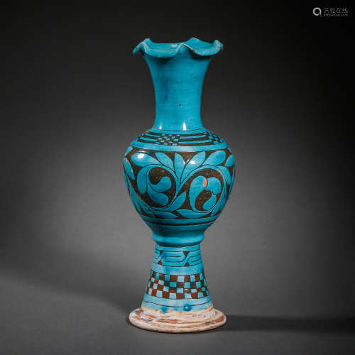 SONG DYNASTY, CHINESE CIZHOU WARE PEACOCK BLUE ENGRAVED FLOW...