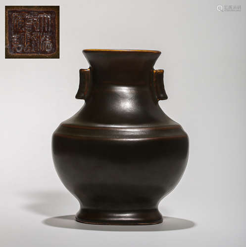 QING DYNASTY QIANLONG MARK, CHINESE BROWN GLAZED AMPHORA VAS...