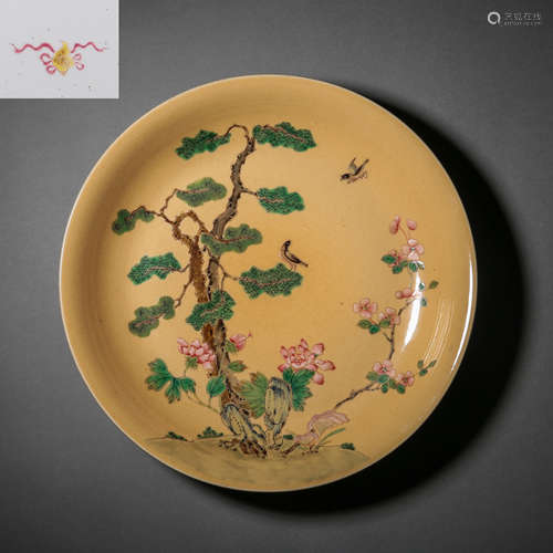 QING DYNASTY, CHINESE FAMILLE ROSE PORCELAIN PLATE