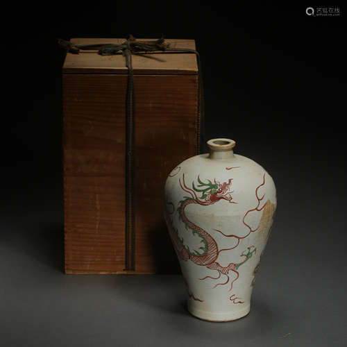 A JINGDEZHEN PLUM VASE WITH DRAGON PATTERN, YUAN DYNASTY, CH...