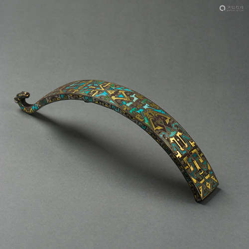 HAN DYNASTY, CHINESE BRONZE BELT HOOK, INLAID GOLD AND TURQU...