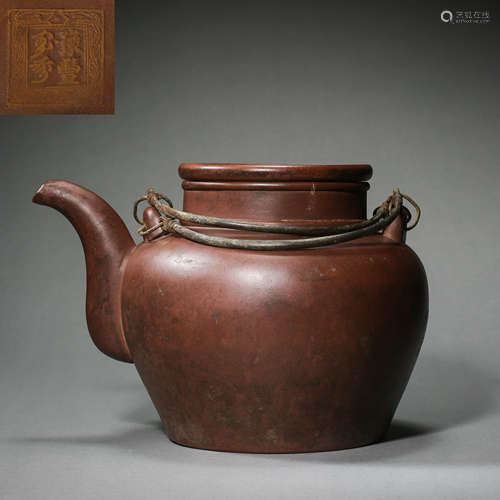 MING DYNASTY, CHINESE PURPLE CLAY TEAPOT