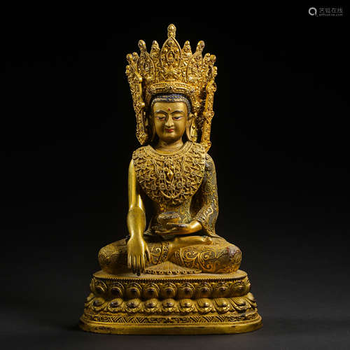 SEATED GILT BRONZE BUDDHA, QING DYNASTY, CHINA