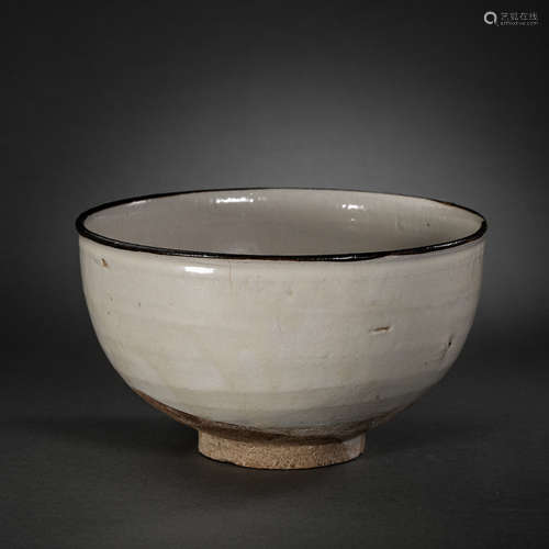 LIAO DYNASTY, CHINESE GANGWA WARE WHITE PORCELAIN BOWL