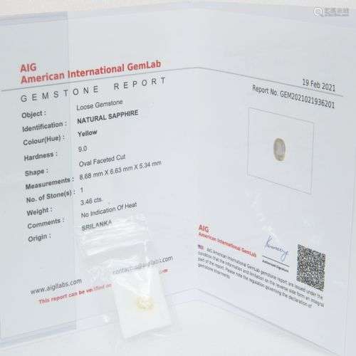 Saphir jaune sur papier de 3.46 carats. Certificat AIG du 19...