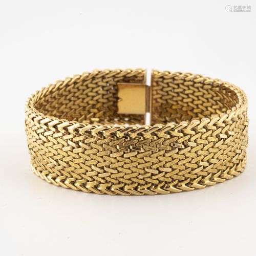 Bracelet ruban articulé en or jaune (750) à maille croisée e...