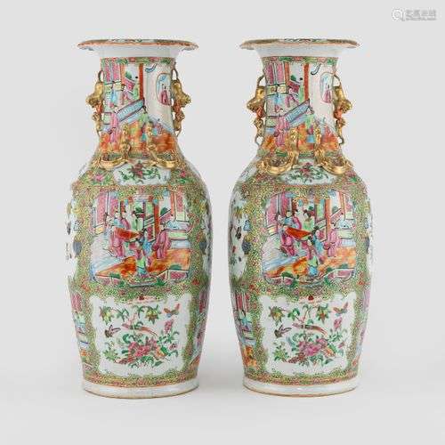 Paire de vases Canton, Chine, XIXe s Porcelaine émaillée pol...