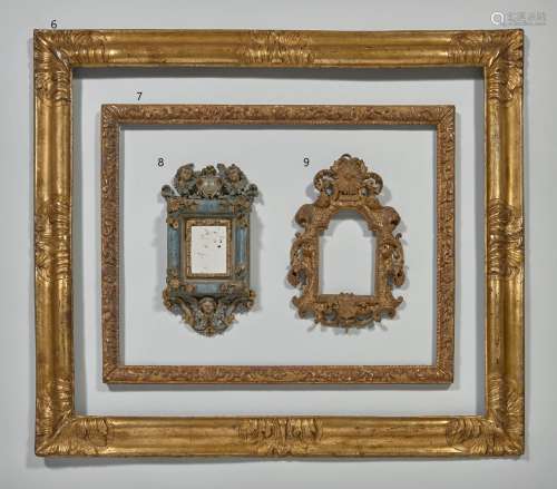 France, époque Louis XIV Petit cadre de reliquaire en bois r...