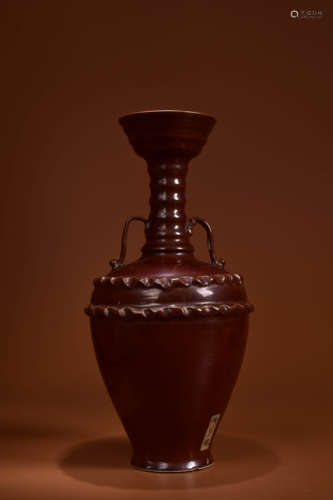 A DING WARE PURPLE GLAZE DISH-TOP VASE