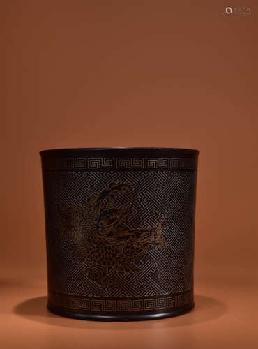 A SANDALWOOD DRAGON BRUSH POT