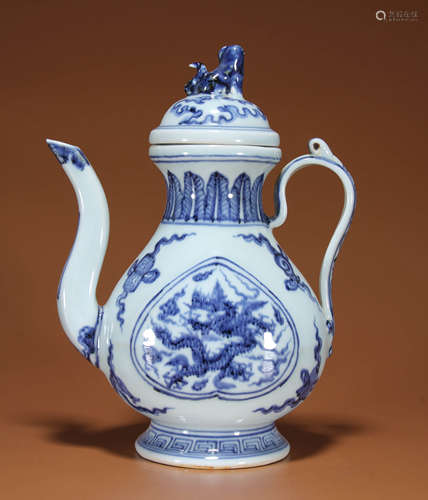 A BLUE AND WHITE DRAGON AND CLOUD EWER