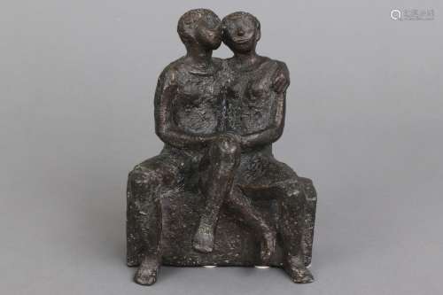MAREN LIPP (1926-2015) Bronzefigur ¨Sitzendes, verschlungene...
