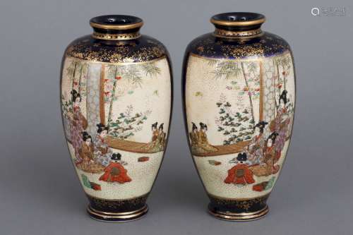 Paar japanische Satsuma-Vasen der Meiji-Zeit