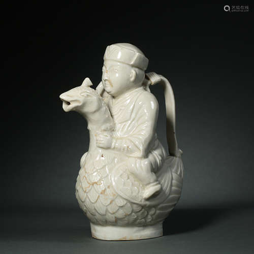 Liao Dynasty,Ding Kiln Human-Figure-shaped Pot