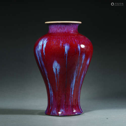 Qing Dynasty,Kiln changed to Ji-Red Glazed Vase