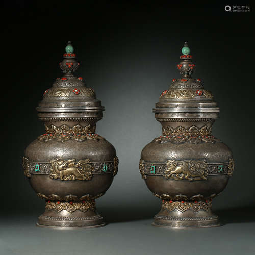 Qing Dynasty,Silver Gilt Inlaid Gems Bottle