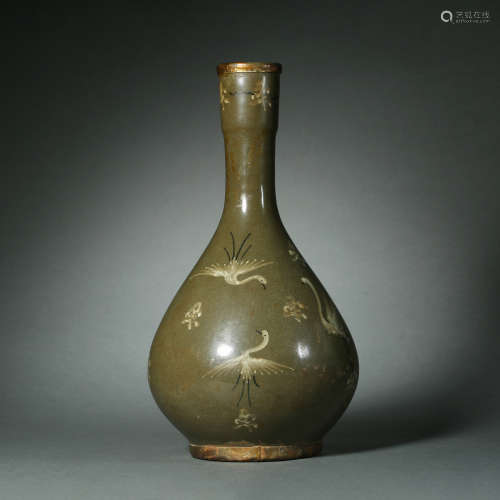 Song Dynasty,Goryeo Porcelain Long Neck Bottle