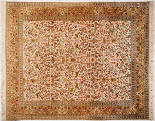 Large Tabriz Persian Rug 8' x 10'