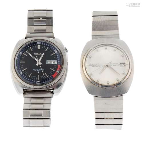 A group of four assorted Seiko bracelet watches, to include ...