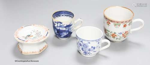 Three Chinese export coffee cups and a similar salt cellar, ...