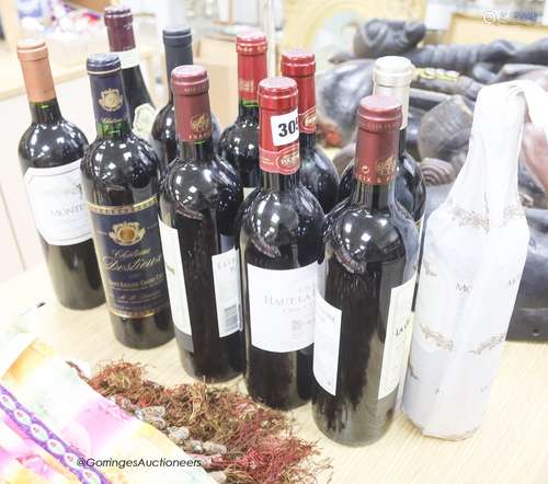 Seven assorted Bordeaux wines including two Chateau La Croix...