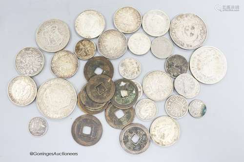 A quantity of assorted coins, including China, South Africa ...