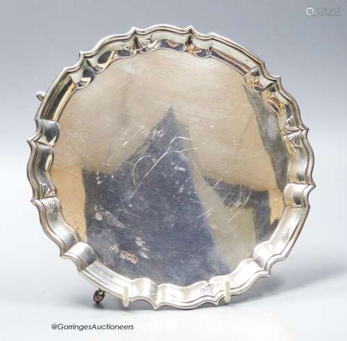 An Edwardian silver salver, with pie crust border, by Jay Ri...