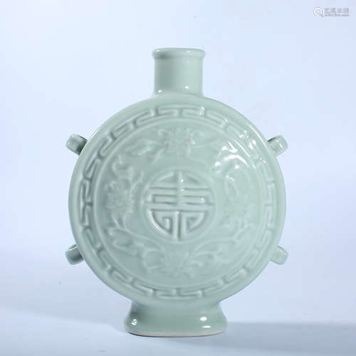 Qing Dynasty green glazed flat bottle