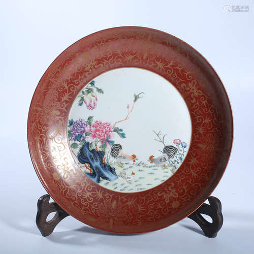 Pink flower pattern plate in Qing Dynasty